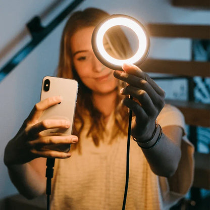 Tragbare All-In Nomad Lampe Bily | Immer mit dabei